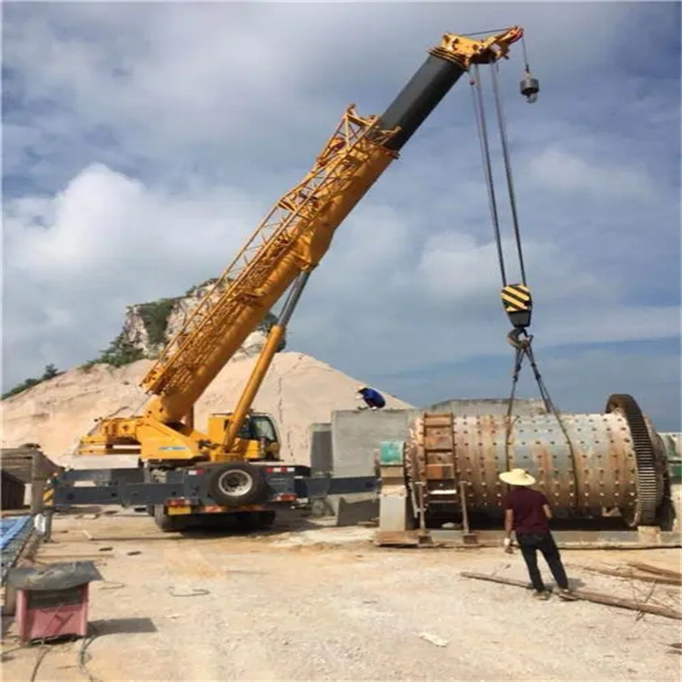 万源吊车的运输费用是否包含在租赁费用中