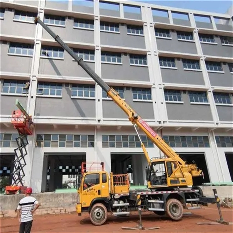 万源高楼层玻璃吊装